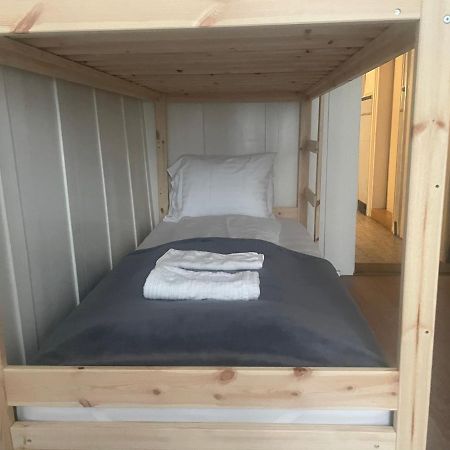 Hostel Bogota Zurich Bagian luar foto